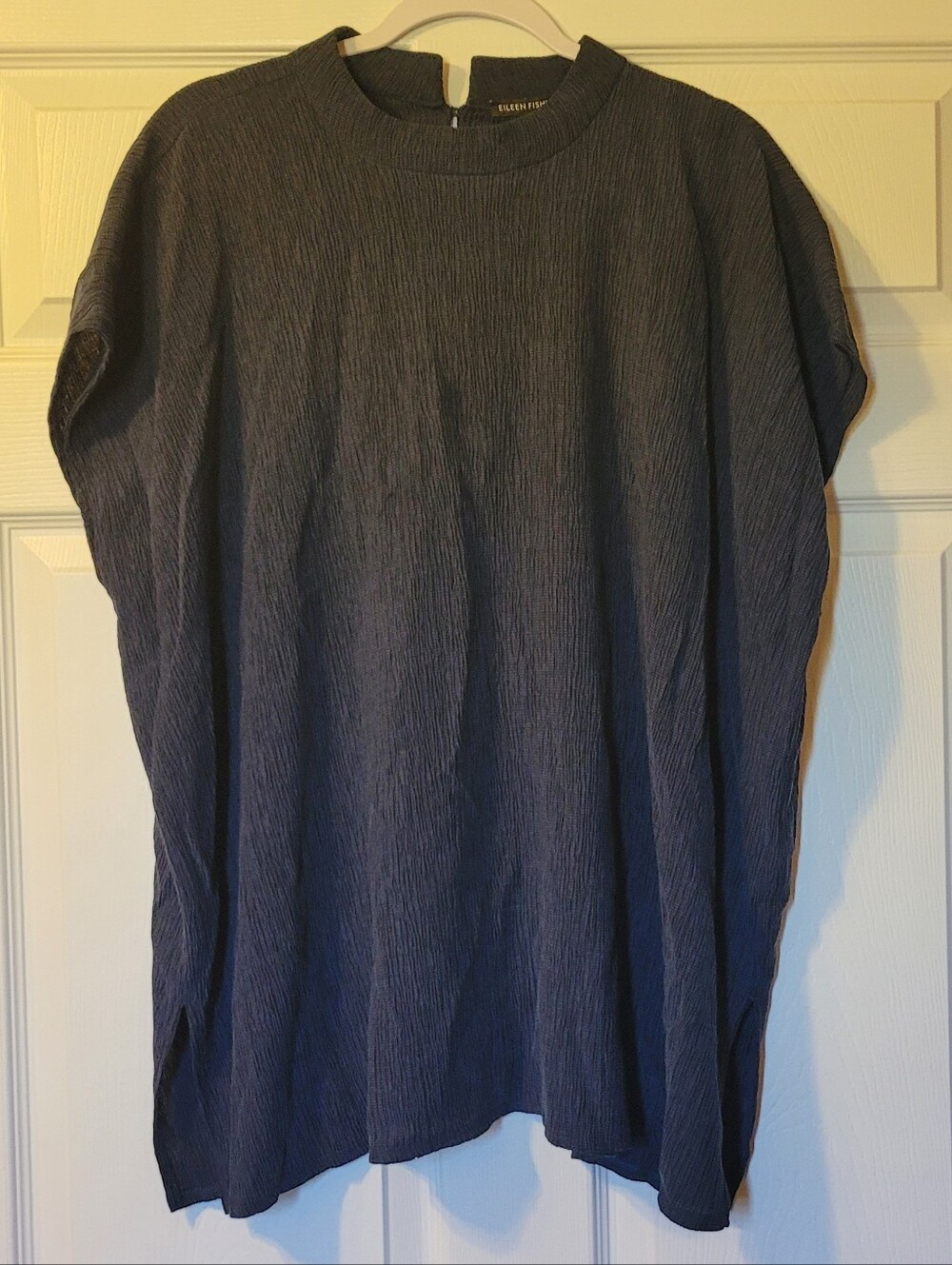 EILEEN FISHER Navy Textured Short-Sleeve Tee